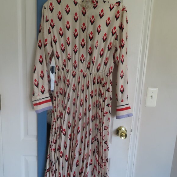 Valentino Garavani Bow Pleated Silk Twill Midi Dress - Picture 9 of 9